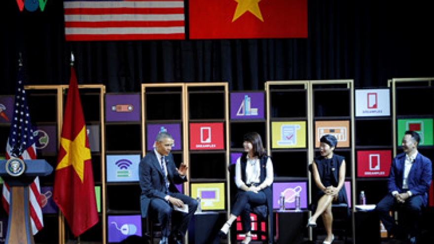 Obama talks about TPP, entrepreneurship
