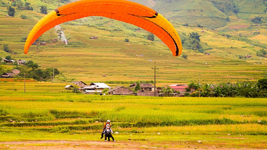 Yen Bai to play host to paragliding festival