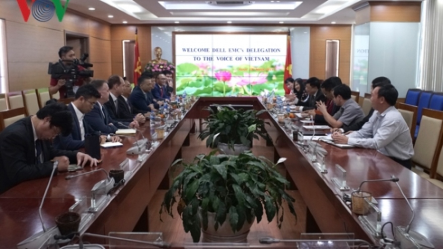 Dell EMC President welcomed at VOV headquarters 