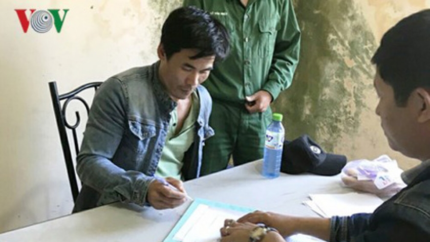 Quang Tri border guards seize over 2,300 pills in synthetic drugs bust