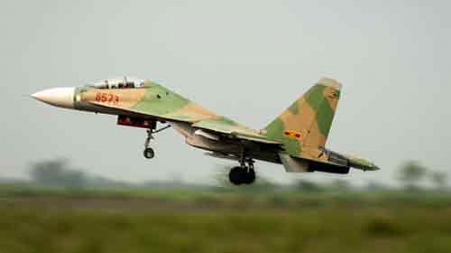 
        Military aircraft goes missing during training session
                              