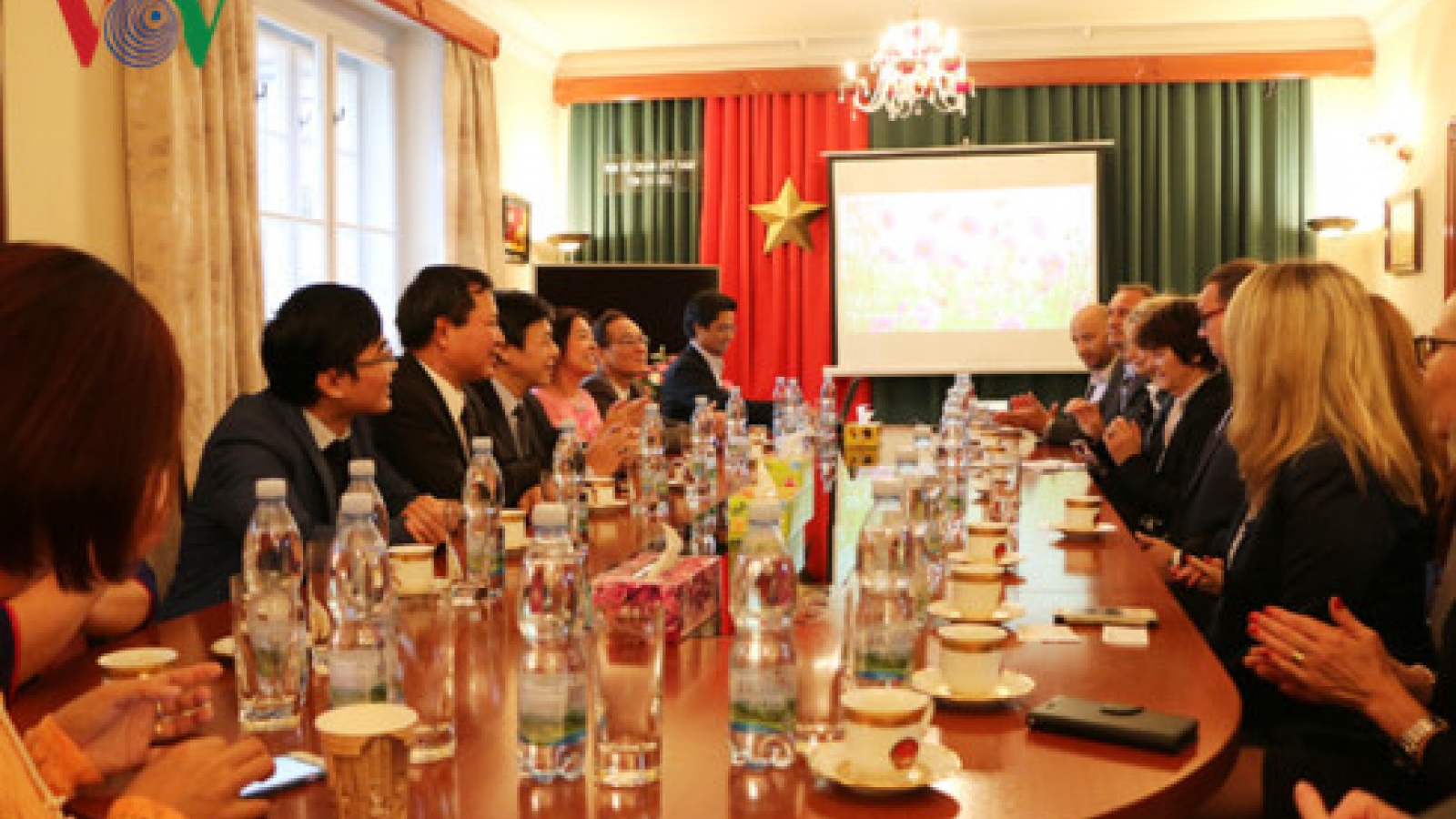 Vietnam, Czech Republic promote tourism cooperation