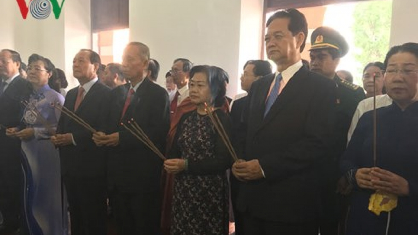 HCM City leaders commemorate President Ho Chi Minh on birth anniversary
