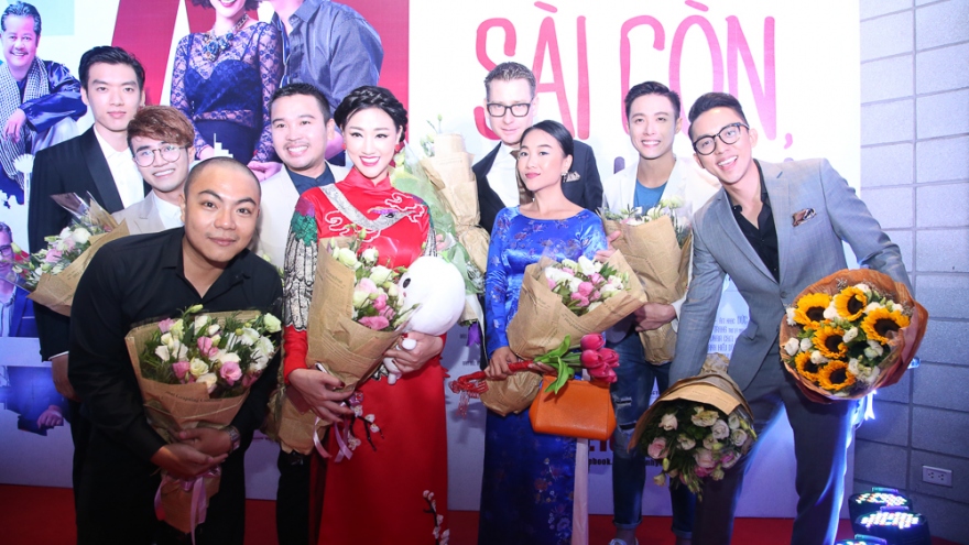 Hanoi event promoting Saigon, Anh Yeu Em