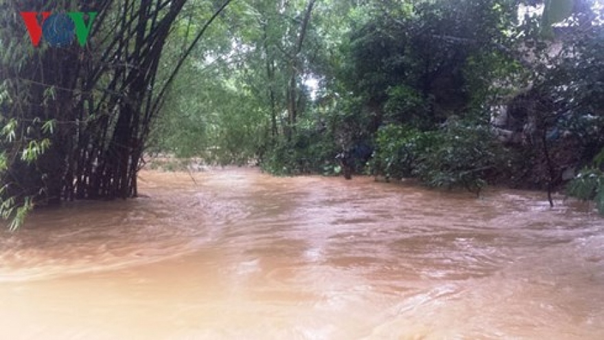 Severe flooding leaves 14 dead and missing in Yen Bai