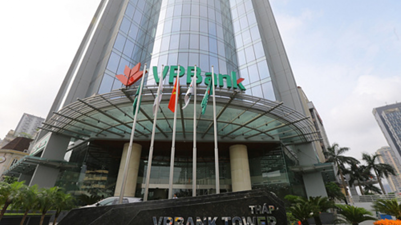 VPBank completes first $300 million international bonds issue