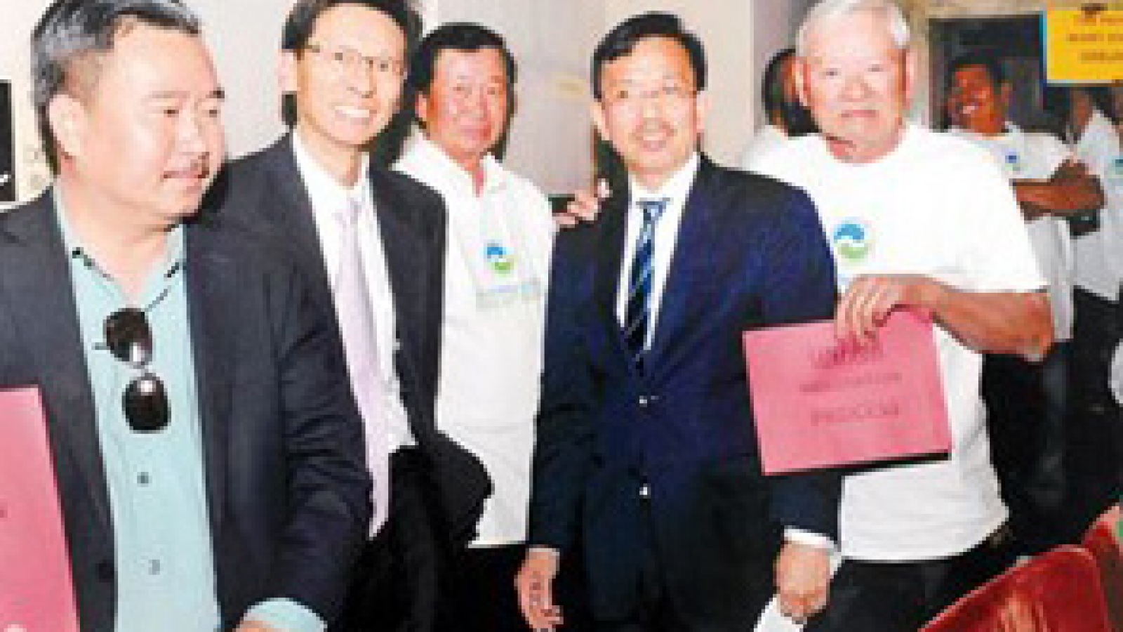 David Duong wins a US$2.7 bil contract in the US