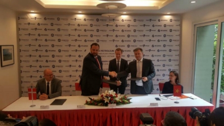 Vung Ro Petroleum shakes hands with DenimoTech