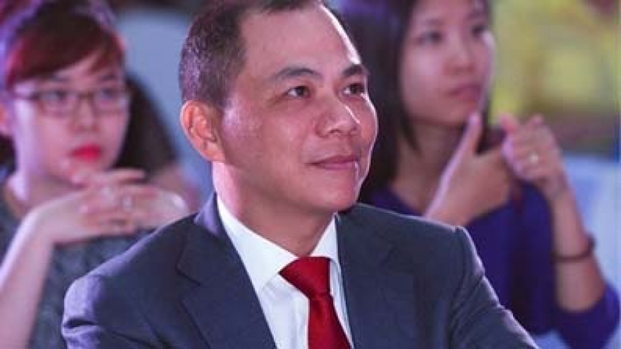 
        10 richest people on Vietnam Stock Exchange in 2015
                              