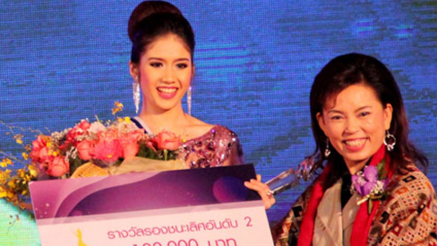 Vietnamese awarded at Miss ASEAN contest