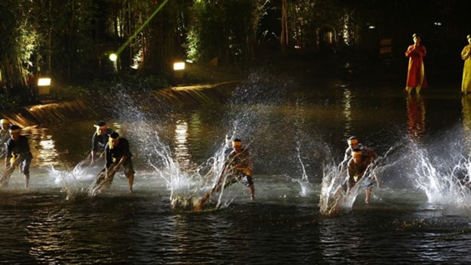 Water puppetry comes full circle in new play