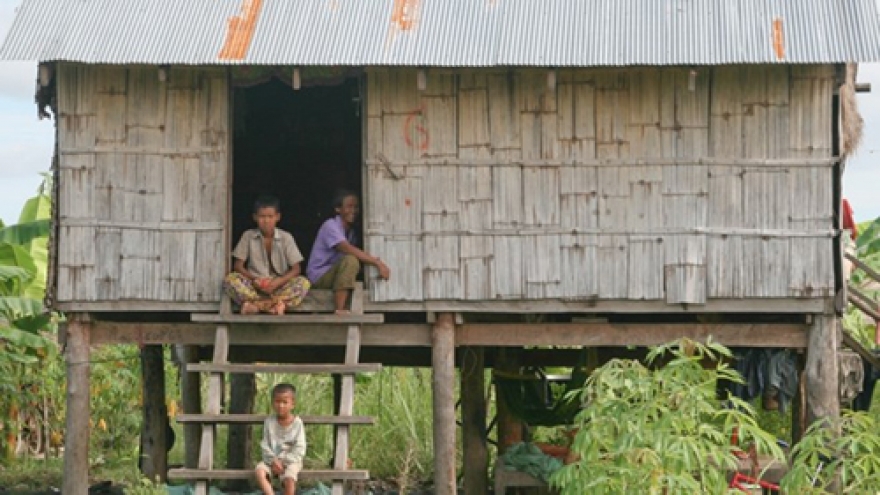 WB helps Cambodia carry out social welfare project