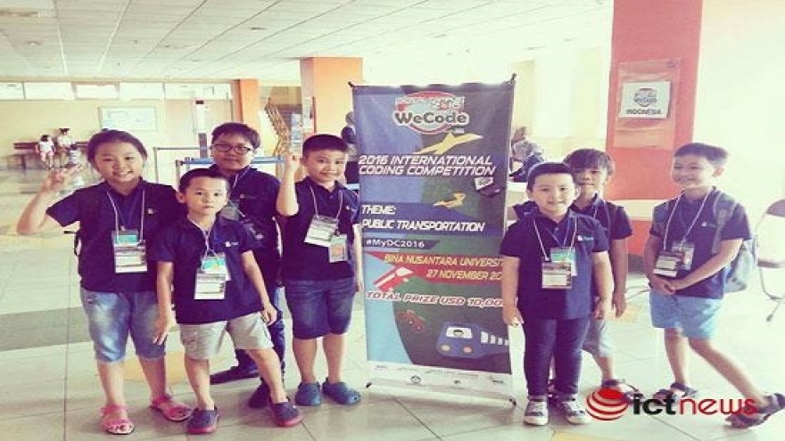 Vietnam bags 5 medals at Wecode 2016 