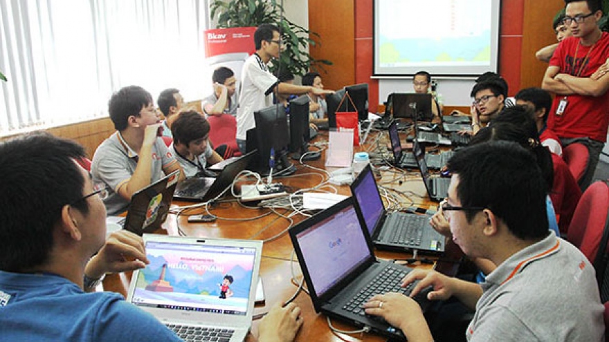 Two Vietnam teams make it to WhiteHat Grand Prix finals