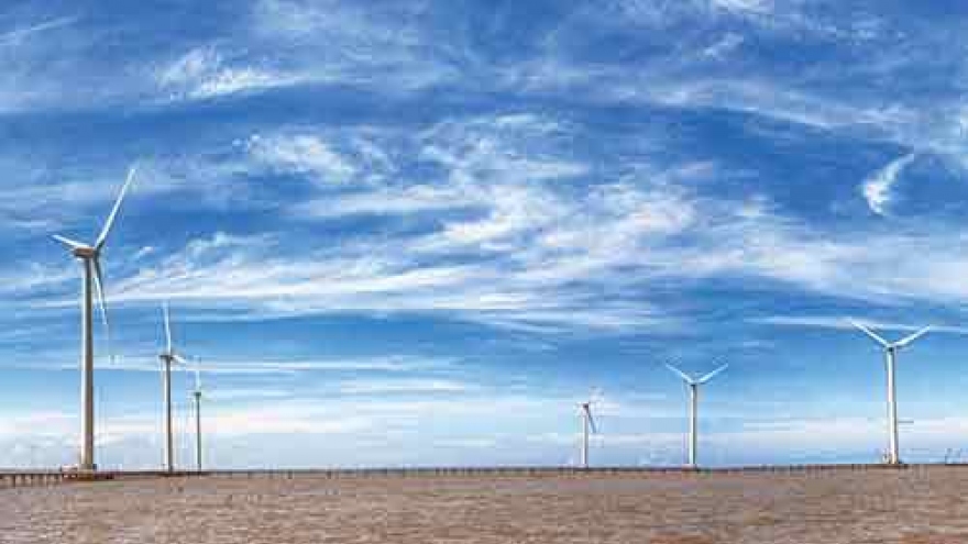 Wind power tempts foreign investors