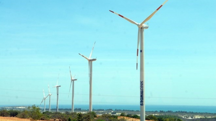 
        Phu Lac wind power plant switches on
                              