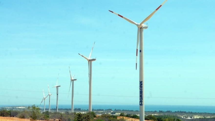 Vietnam raises wind power price to encourage development