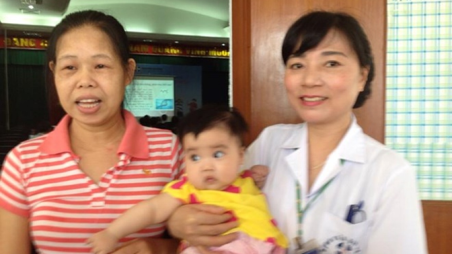 Vietnamese woman gives birth at 53 with help of IVF