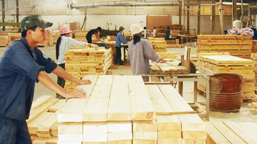 Wood exports hit US$3.3 billion in 5 months
