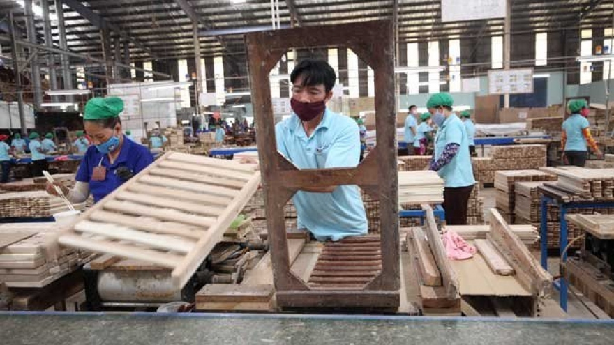 Vietnam’s wood exports to U.S. at risk due to trade tensions