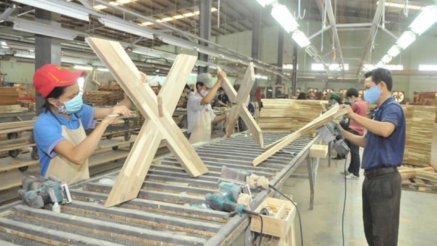 Domestic sector loses forestry market to foreigners