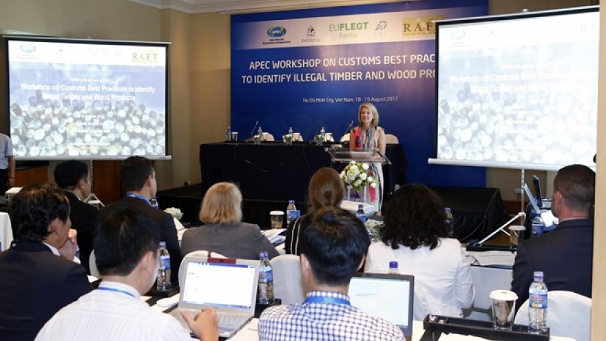 APEC members share experience in illegal wood trade control