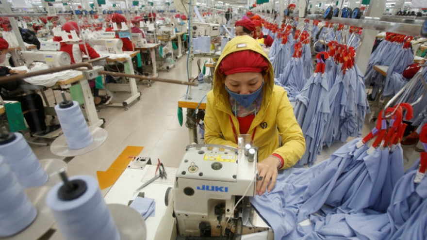 Vietnam’s labor union bristles at plan to double overtime limit