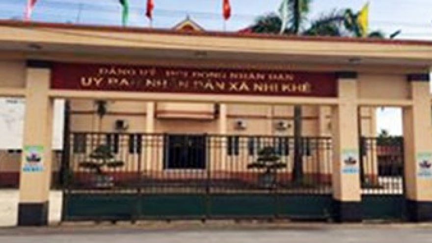 
        Burglar breaks into Hanoi police station, takes gun
                              