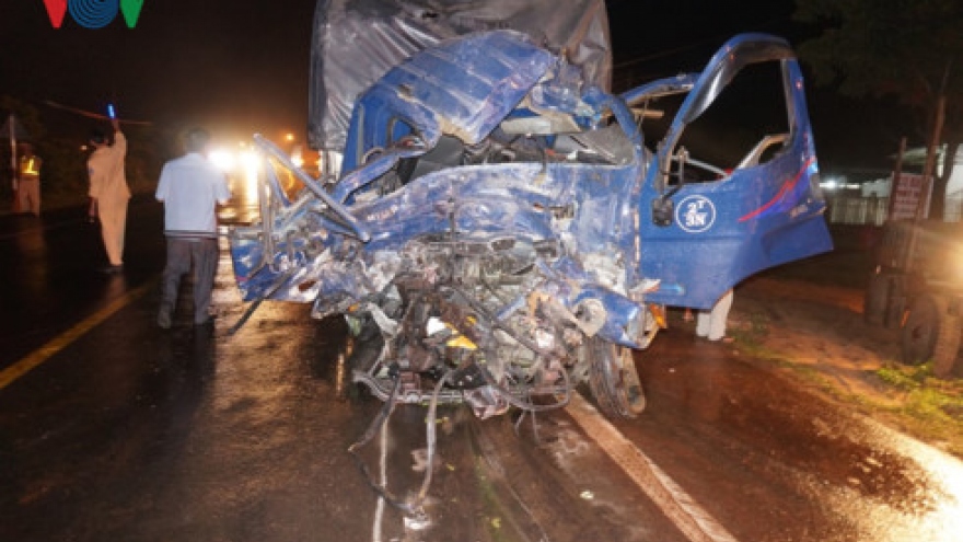 1 killed, dozens injured in tragic pile-up in central Vietnam