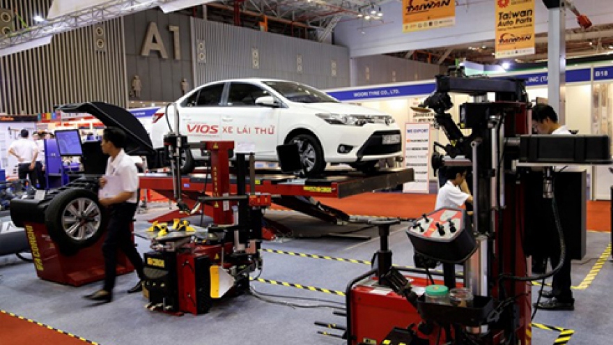 Auto service industry expo revs up in HCM City