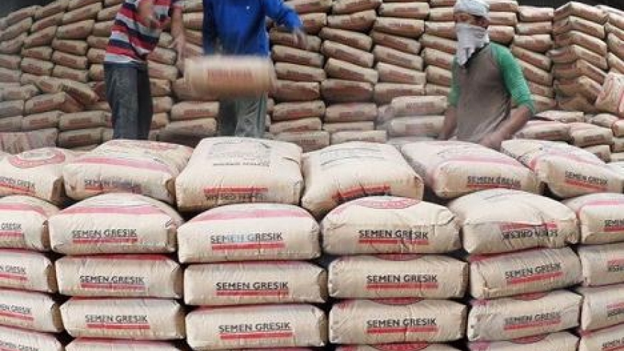 Cement and clinker exports show upturn in April 