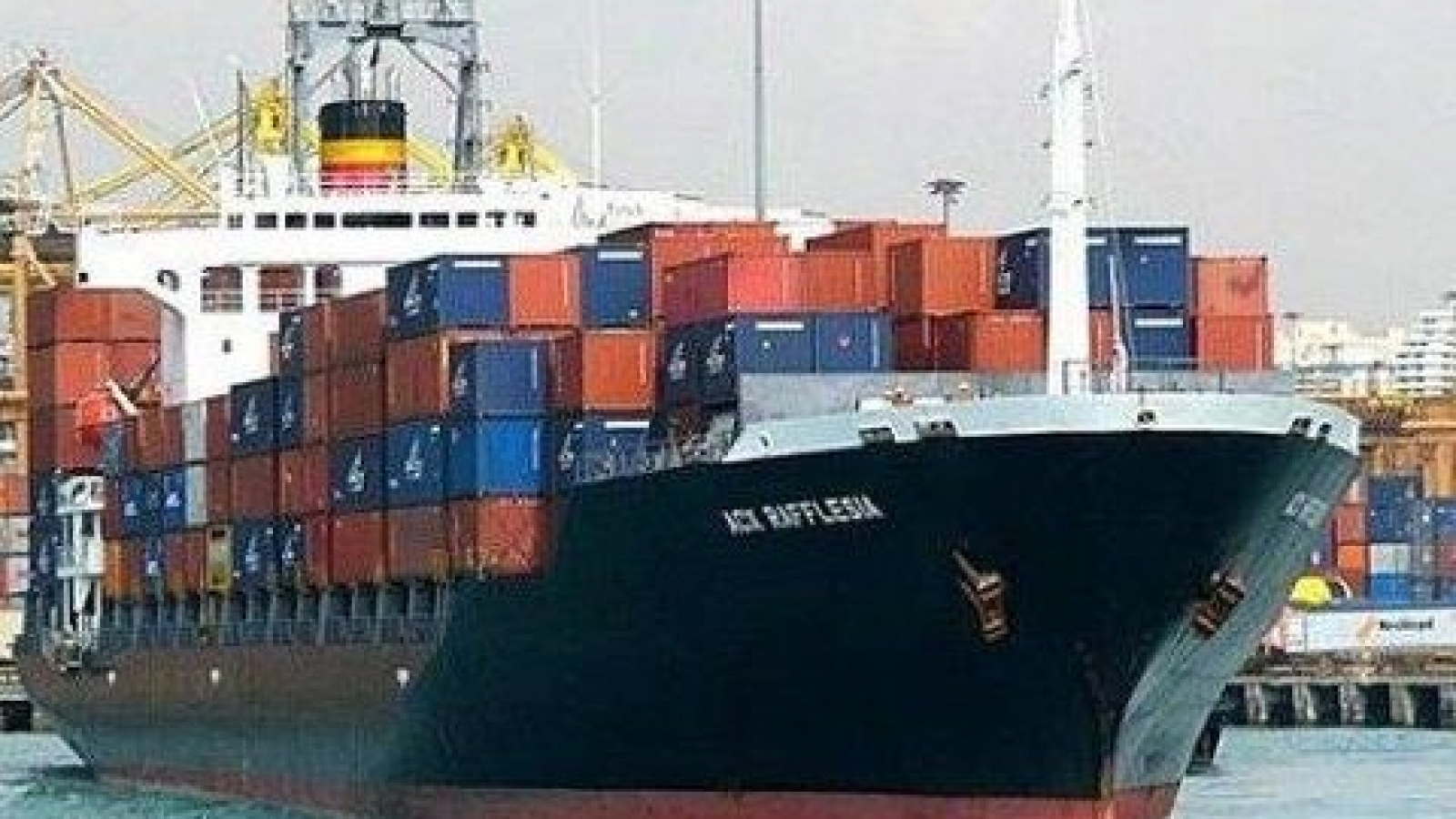 Sterling drop will barely affect exports to UK: officials