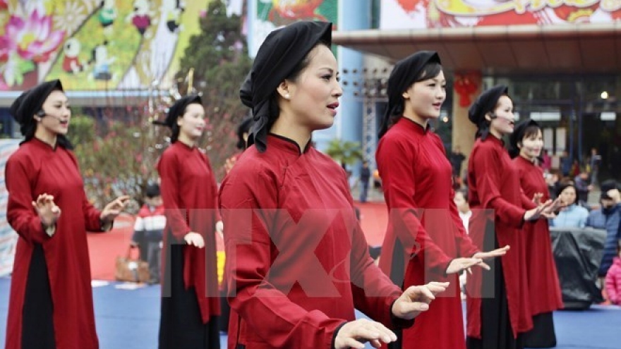 Special Xoan singing shows for visitors to Hung Kings Temple Festival