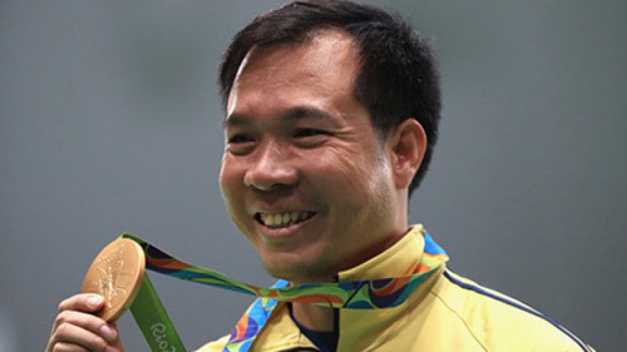 Shooter Hoang Xuan Vinh voted best athlete of 2016