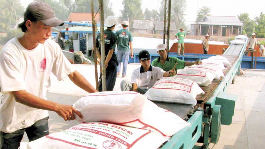Vietnam’s economy at a crossroads in 2015