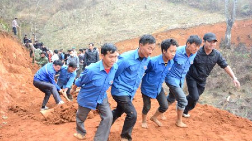 Yen Bai youths join in new rural development effort