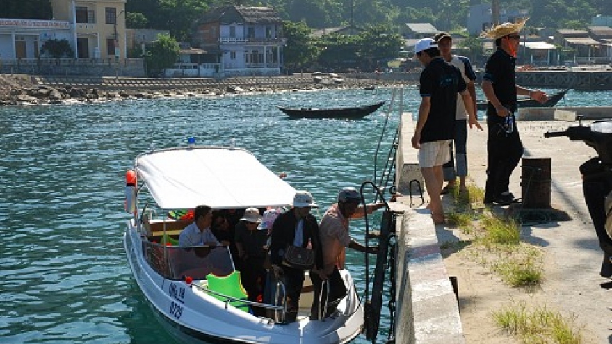 IUCN-backed initiative to improve Vietnam’s Cu Lao Cham Island ecosystem