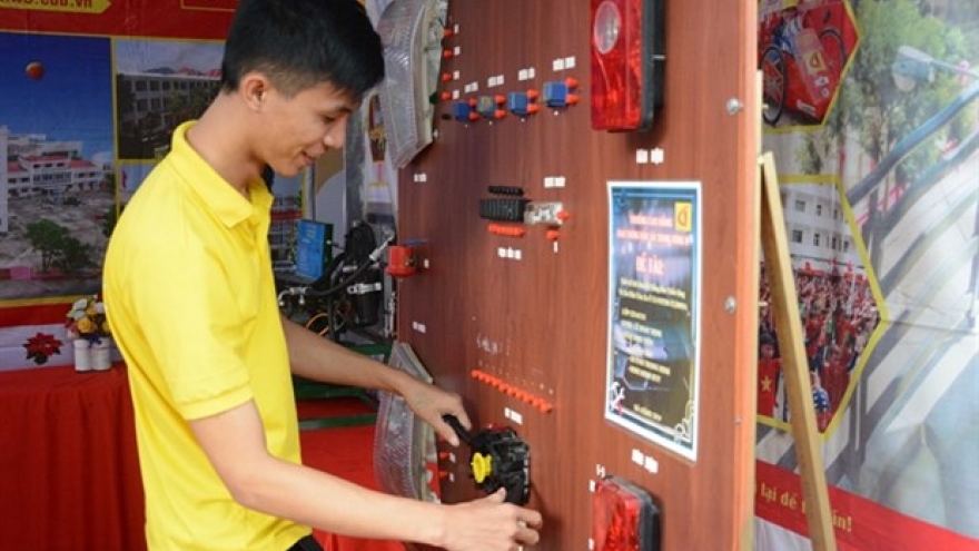 Youngsters take part in start-up festival in Da Nang