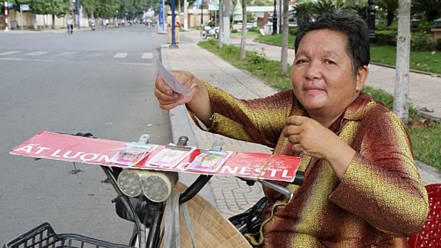 Vietnam lottery firms eye new products amid harsh competition from computerized rival
