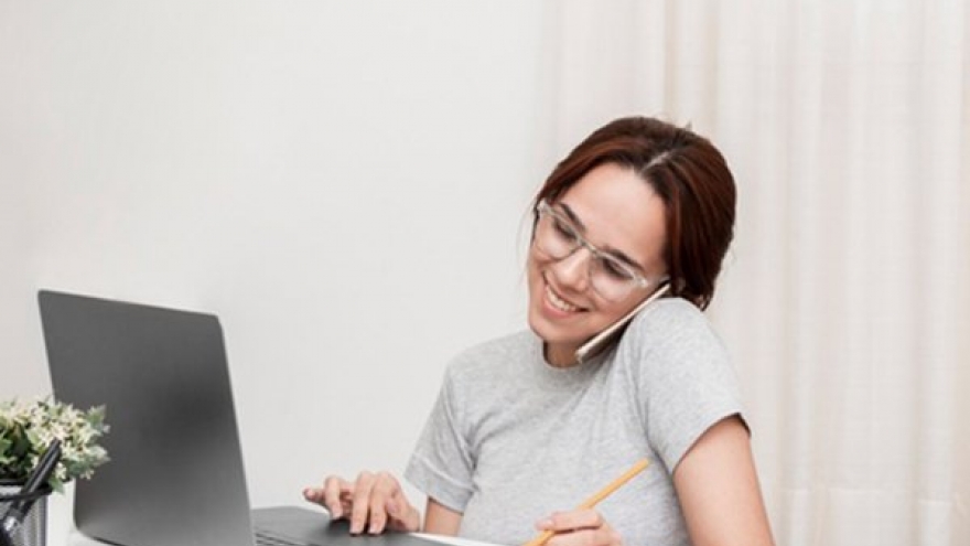 Mẹo giảm căng thẳng khi làm việc tại nhà trong mùa dịch Covid-19