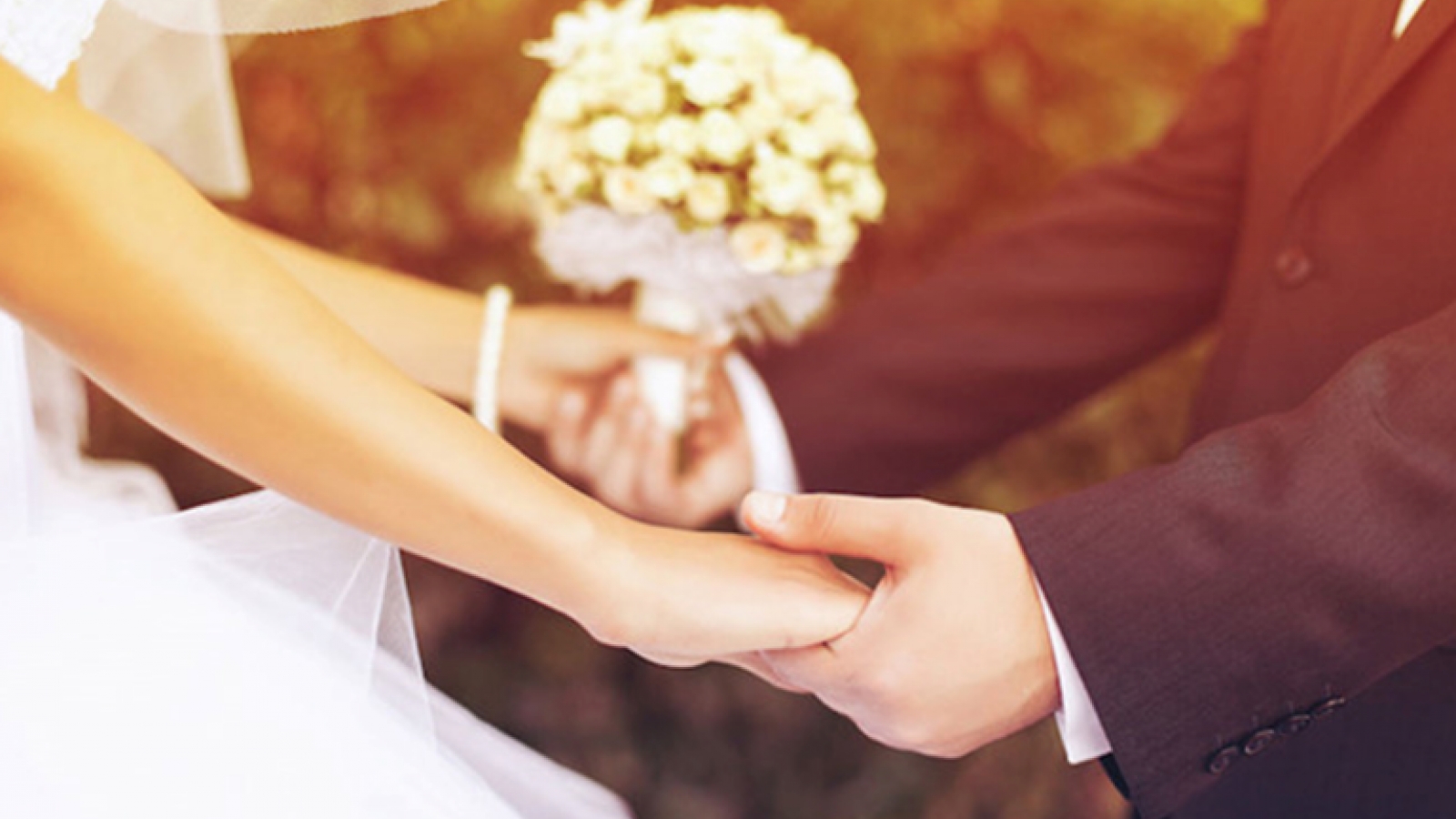 Chuyên gia lý giải vì sao phụ nữ nên kết hôn trước 30 tuổi?