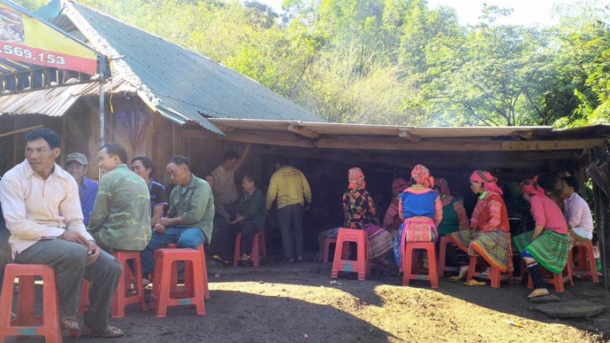 Hai vợ chồng bị sét đánh khi đi làm rẫy