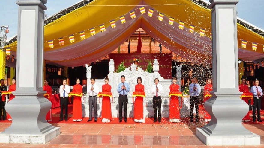 Khánh thành Đền thờ Bác Hồ và các Anh hùng liệt sĩ ở Quảng Bình