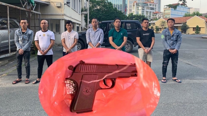 Khởi tố, tạm giam 2 cựu công an vụ dàn cảnh cướp 35 tỷ đồng