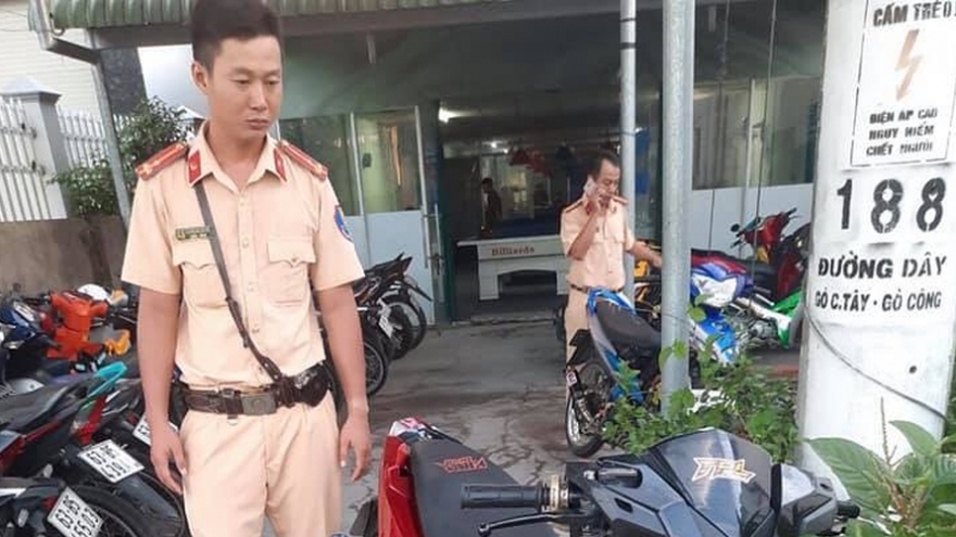 Kịp thời ngăn chặn vụ đua xe trái phép với gần 50 quái xế