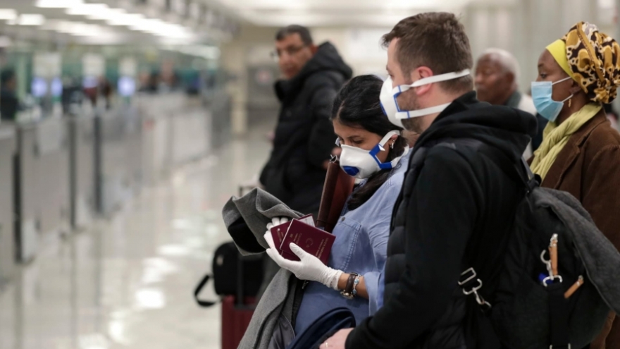 Mỹ gỡ bỏ cảnh báo đi lại toàn cầu ở mức cao nhất