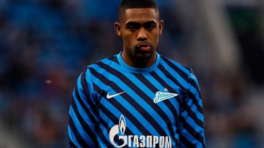 Vì Covid-19, cựu sao Barca nhận giải cầu thủ xuất sắc theo cách kỳ lạ