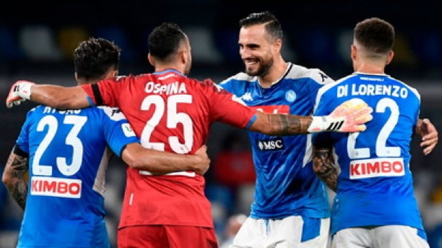 Hòa Inter Milan, Napoli tiến vào chung kết Coppa Italia