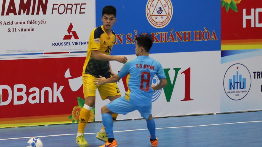 Vòng 3 giải Futsal HDBank VĐQG: Ngược dòng hạ K.SG, Sahako trở lại ngôi đầu