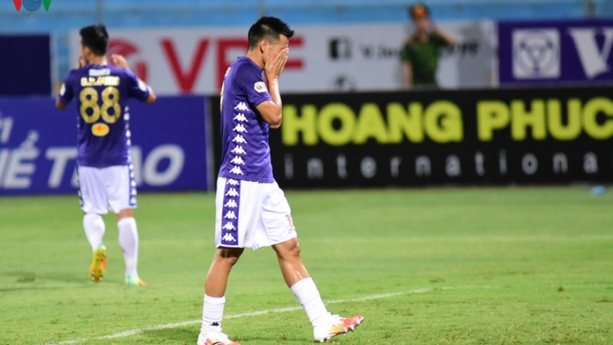 Toàn cảnh: Thua Sài Gòn FC, Hà Nội FC nối dài mạch trận thất vọng